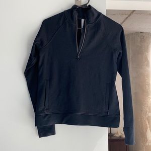 Lululemon engineered warmth half zip Sz 6
